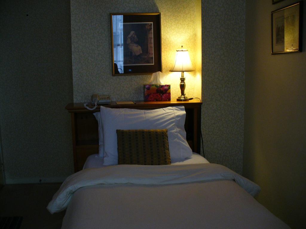 Albert House Inn 오타와 객실 사진